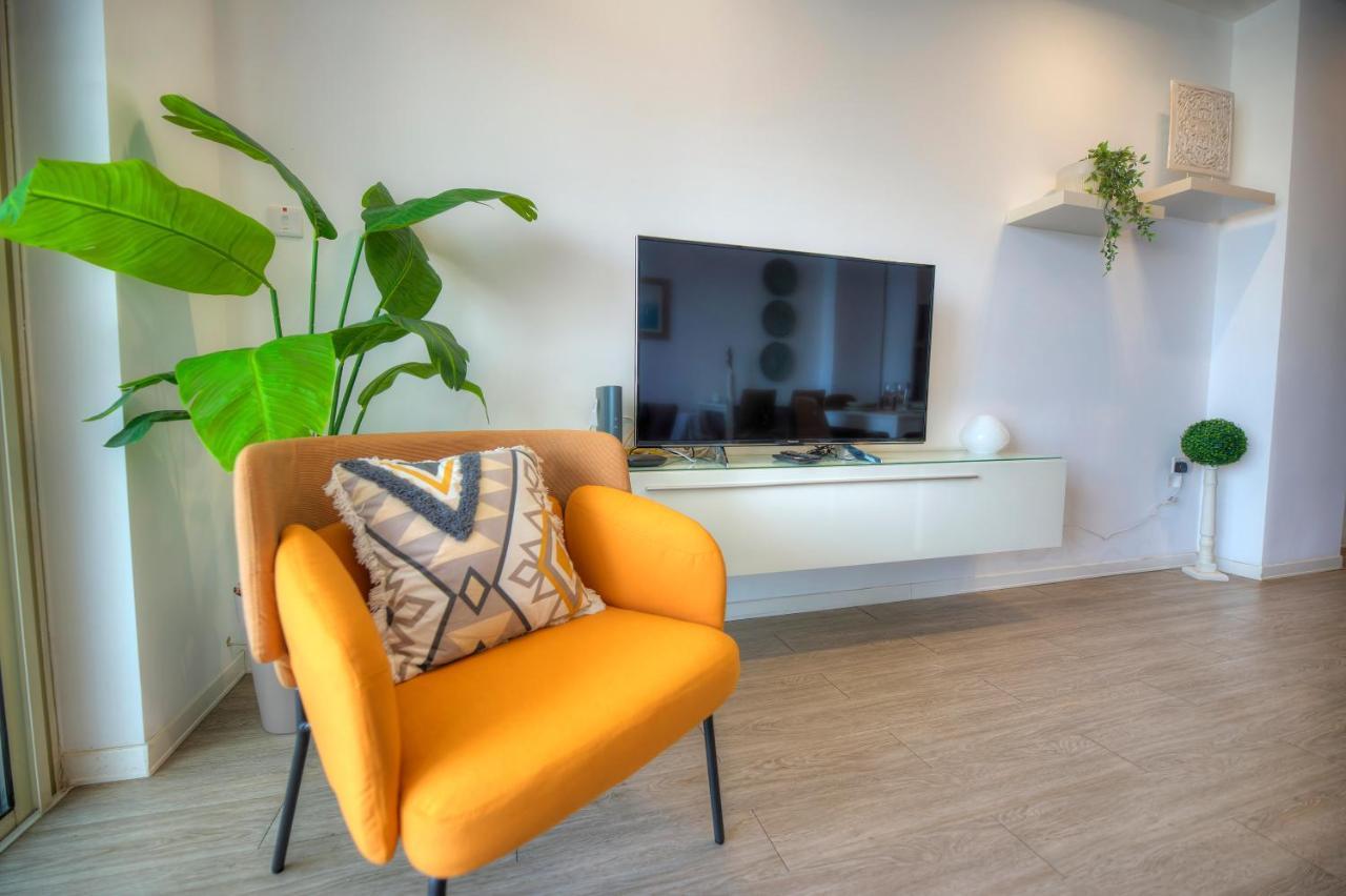 Spacious 4 Bedrooms With Sea View Balcony Goslm-3 สลีมา ภายนอก รูปภาพ